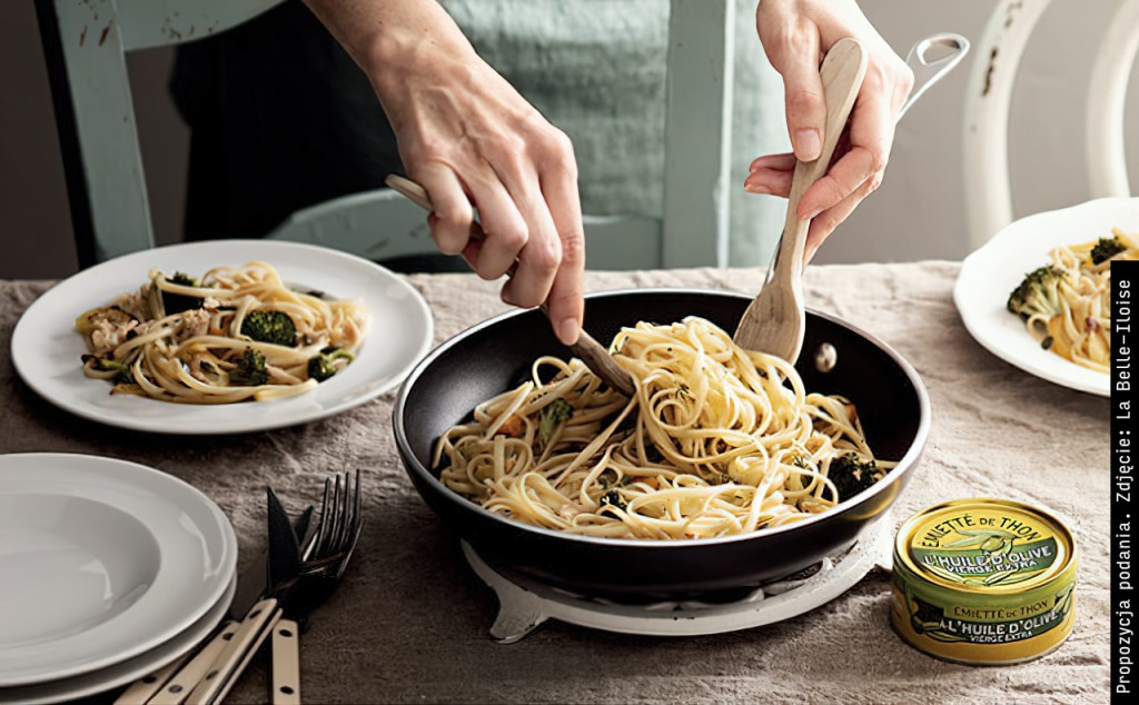 Tuńczyk biały pokruszony w oliwie ekstra z pierwszego tłoczenia