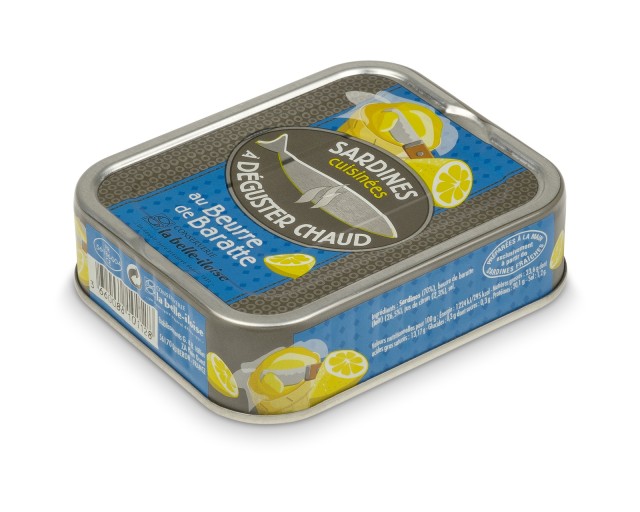 Sardynki pieczone z masłem na ciepło